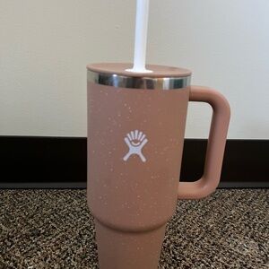 Hydro Flask 40oz Tumbler with Handle